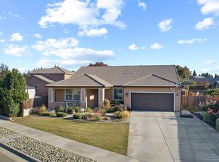 1343 E Monte Vista Ct, Visalia, CA 93292
