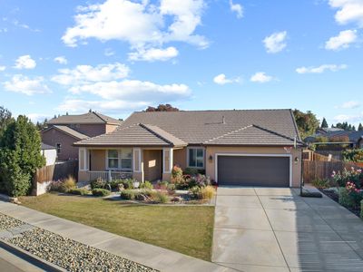 1343 E Monte Vista Court, Visalia, CA, 93292