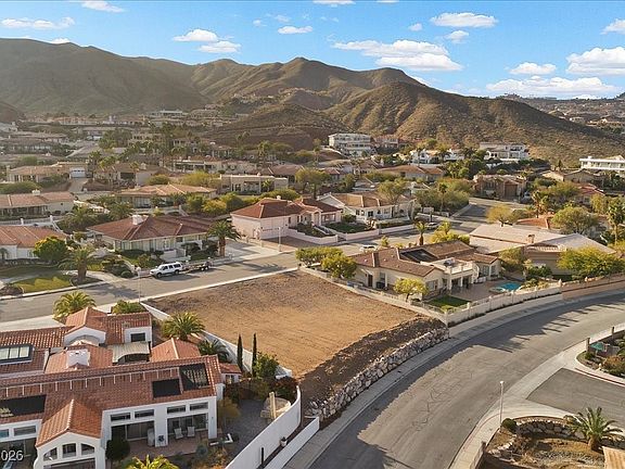 5th image of 840 Lime Rock Rd