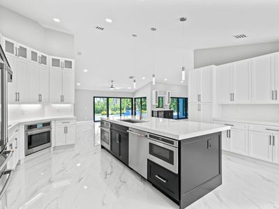 15555 De Havilland Court, Wellington, FL, 33414