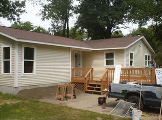 1265 N Green Creek Rd, Muskegon, MI 49445