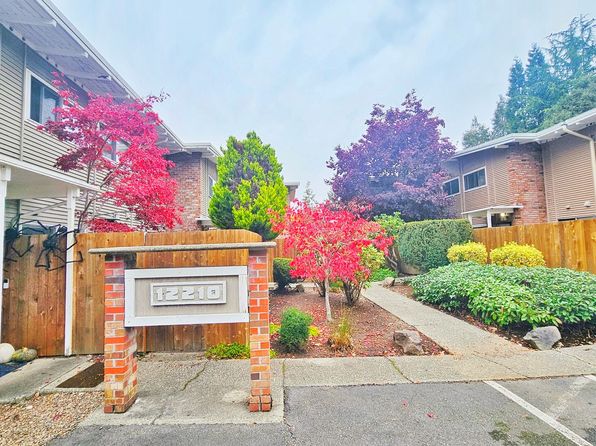 12210 SE 60th St APT 16