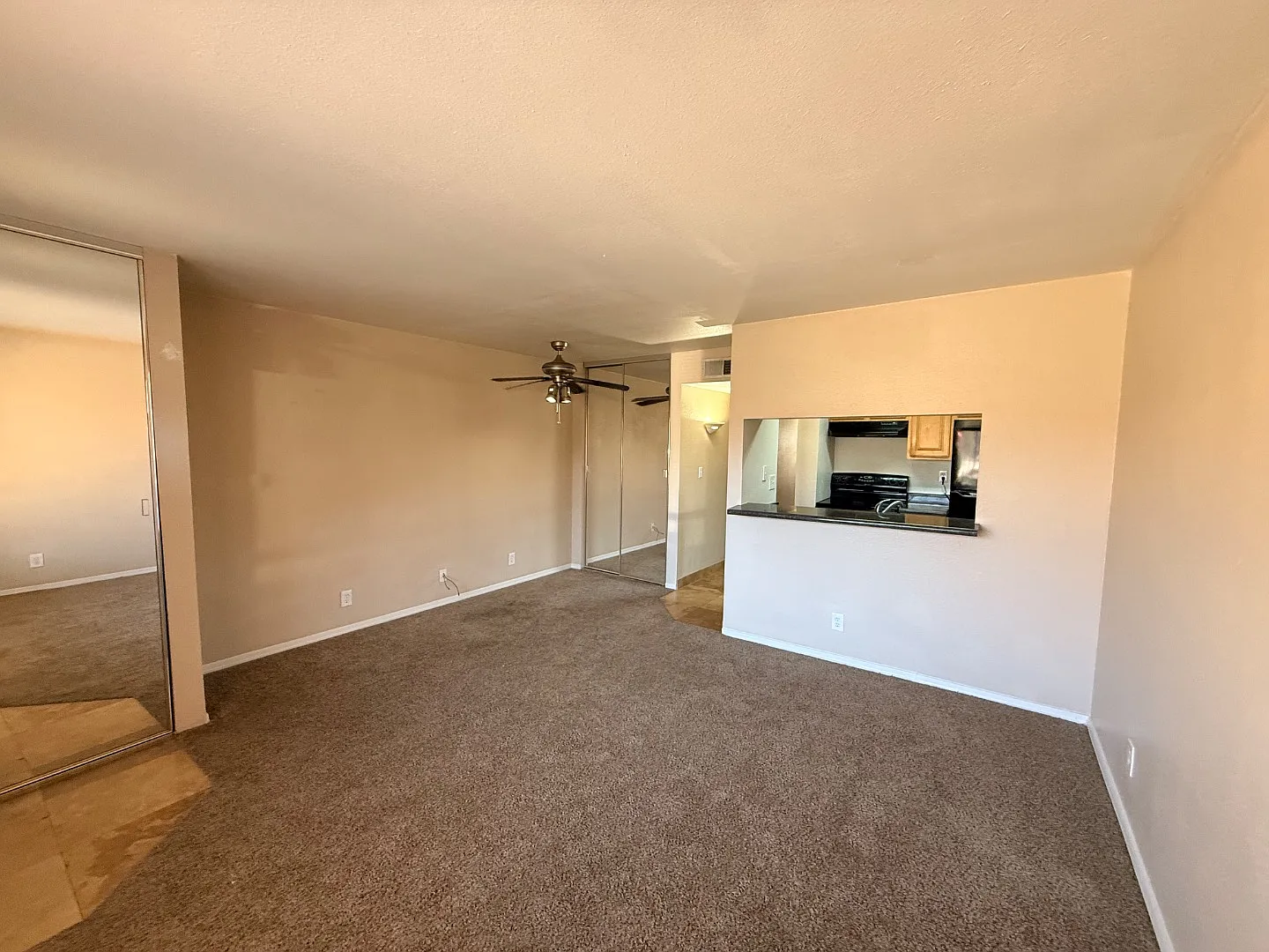 14203 N 19th Avenue, #1040 - #1040 — Photo 2