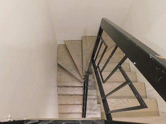 4th image of 1001 Rogers Ave #1F