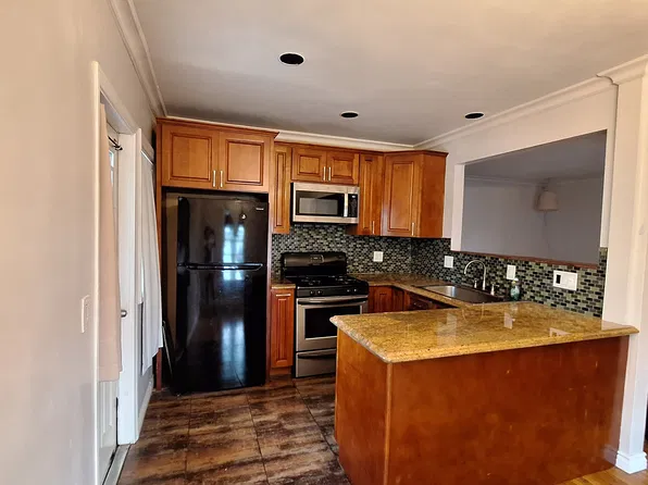 208 Esperanza Ave #208, Long Beach, CA 90802