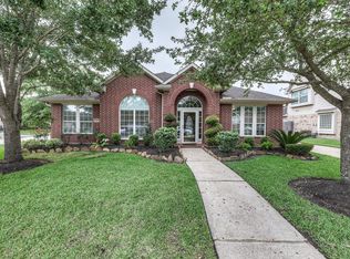 3622 Mahejan Dr, Pearland, TX 77584