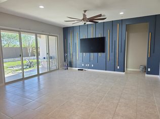209 E Sagittarius Pl, Chandler, AZ 85249