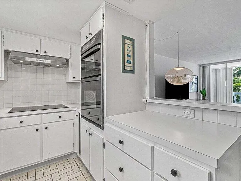 2505 S Ocean Blvd #303 — Photo 12