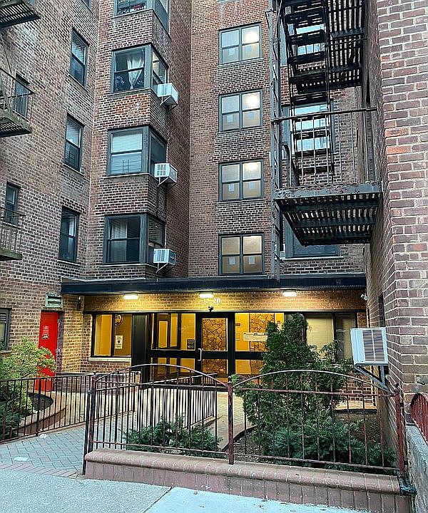 1st image of 32-20 91st St #E110