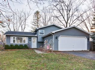 18867 W Deerpath Rd, Grayslake, IL 60030