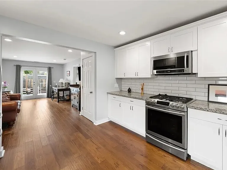 1526 Garden St — Photo 34