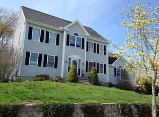 9 Stelyani Dr, Haverhill, MA 01835