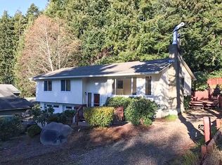 913 NE Lakewood Dr, Newport, OR 97365