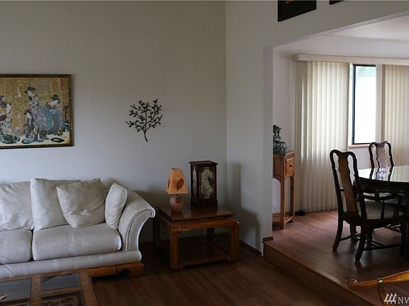 4th image of 12521 SE 210th Ct