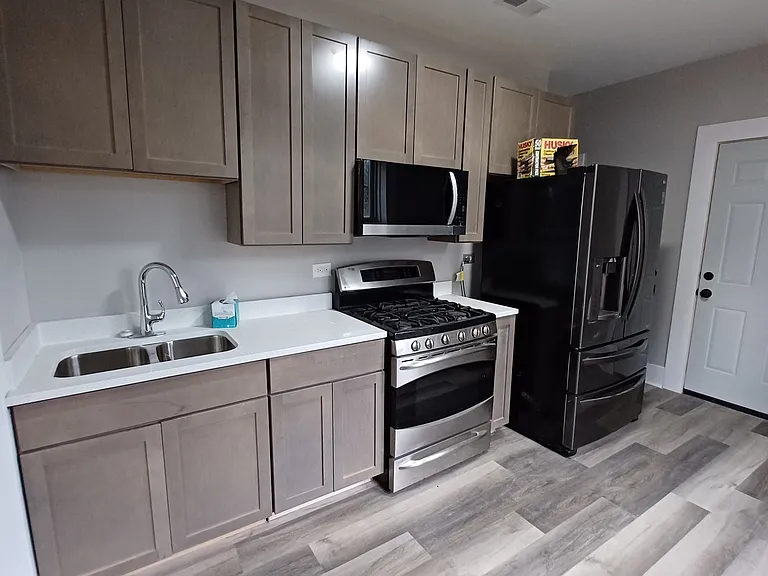 3814 W Ohio St #3 — Photo 9