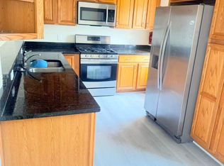 522 Parlin St, Philadelphia, PA 19116