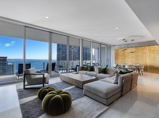 300 Biscayne Boulevard Way #3302, Miami, FL 33131