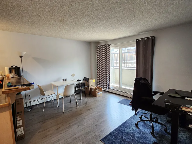 1021 13th Ave SW #103 — Photo 11