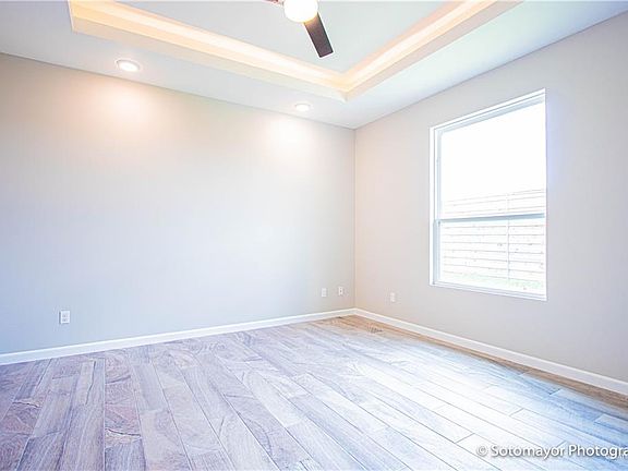 5th image of 5817 Oriole Ave