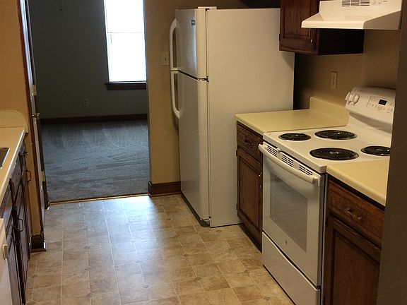 5th image of 1054 Palmerton Dr