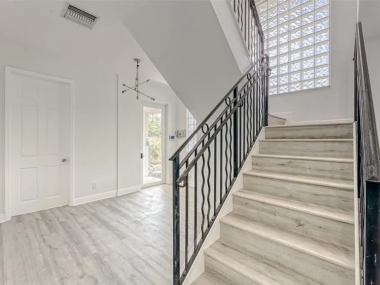 502 SW 4th Ave #1 — Photo 5