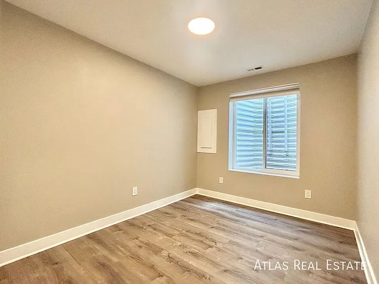 4711 Columbine St #B — Photo 7