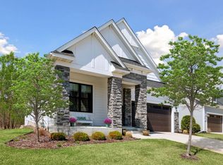 5780 Ayrshire Ln, Shorewood, MN 55331