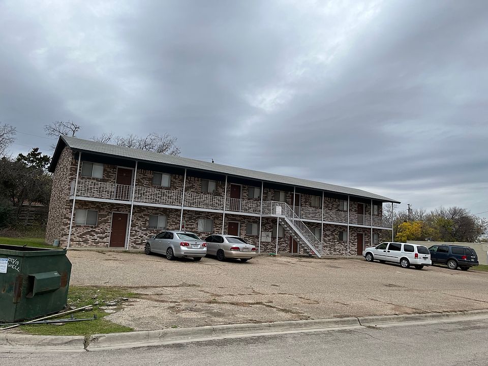 1st image of 1013 Wells St #21