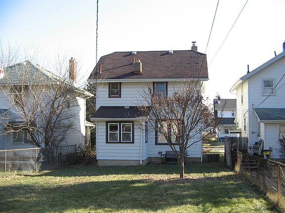 2nd image of 799 S Richardson Ave