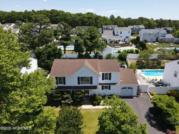 25 Gladiola Drive, Howell, NJ 07731
