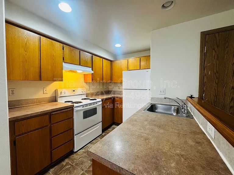 8314 SE Yamhill St #1 — Photo 7