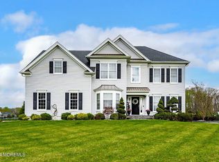29 Weathervane Cir, Cream Ridge, NJ 08514