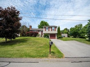 102 Oberlin Dr, Butler, PA