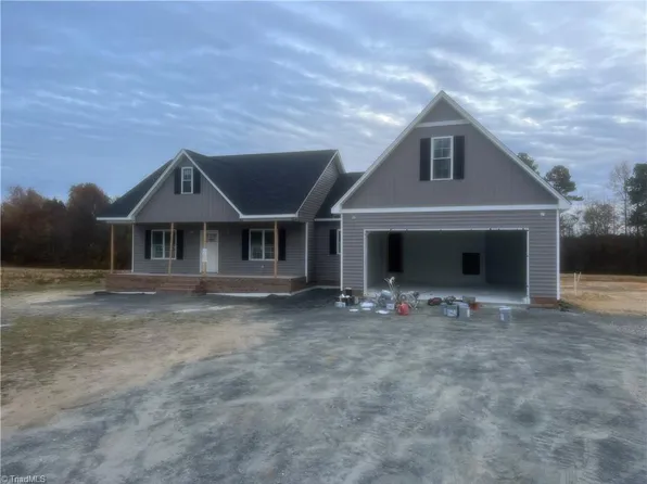 2560 Pike Rd, Liberty, NC 27298