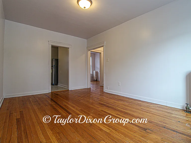 506 E 70th St #1 — Photo 15