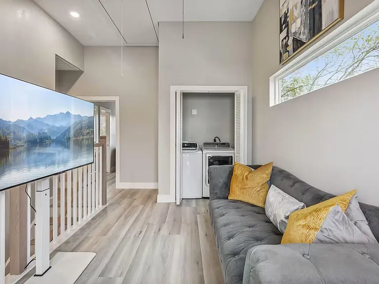 2502 Sam Wilson St — Photo 13