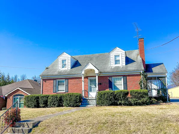 123 Green St, Salem, VA 24153