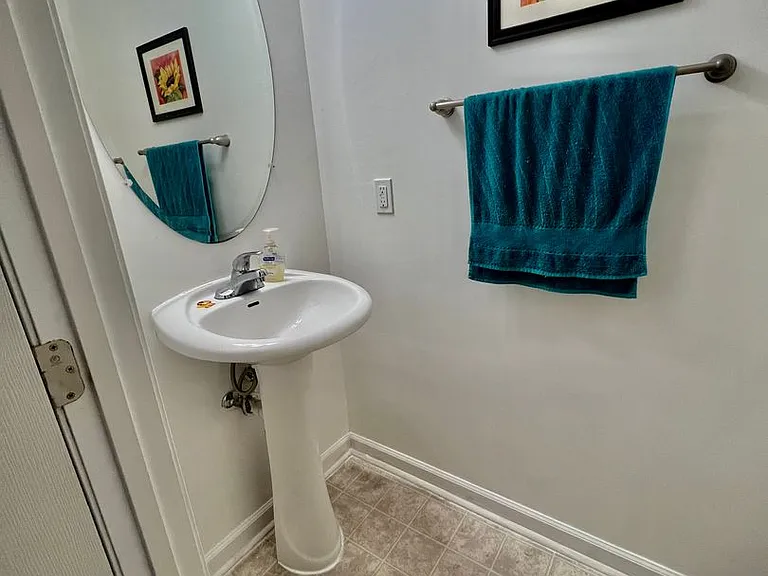 132 Hawks Run Rd — Photo 9
