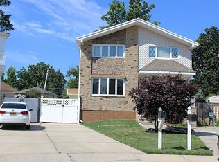 11 Mayberry Promenade, Staten Island, NY 10312