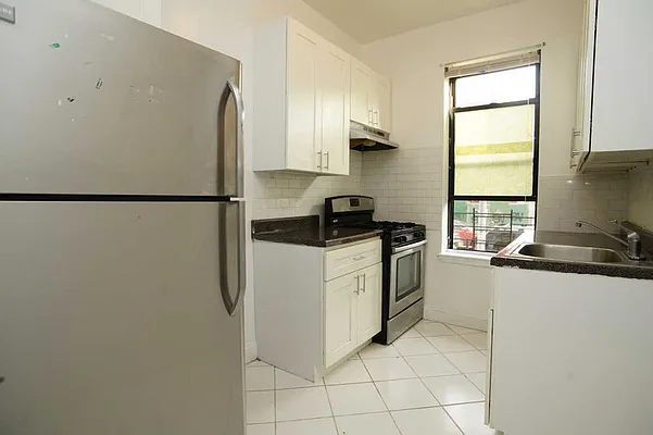 Rented by Norman Raindel, LREB | media 1