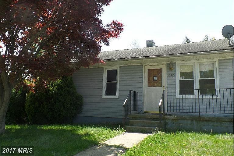1st image of 1905 Lincoln Dr