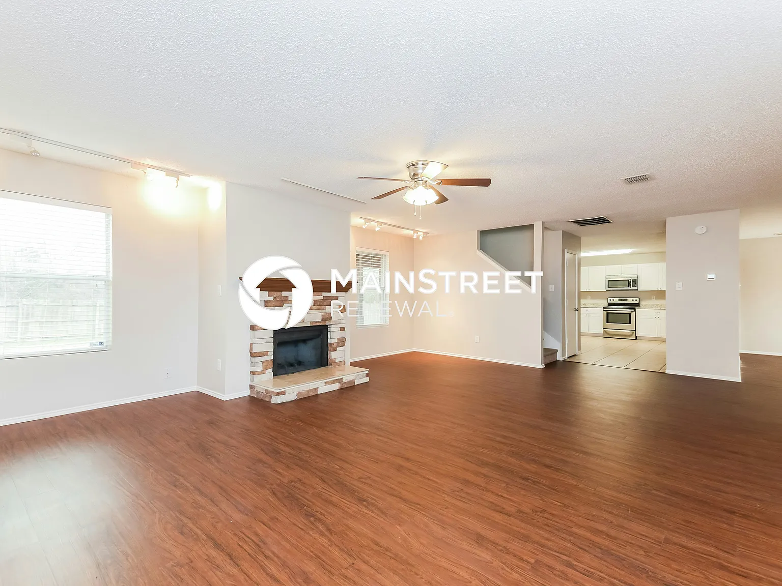 1673 Chesterwood Dr — Photo 4