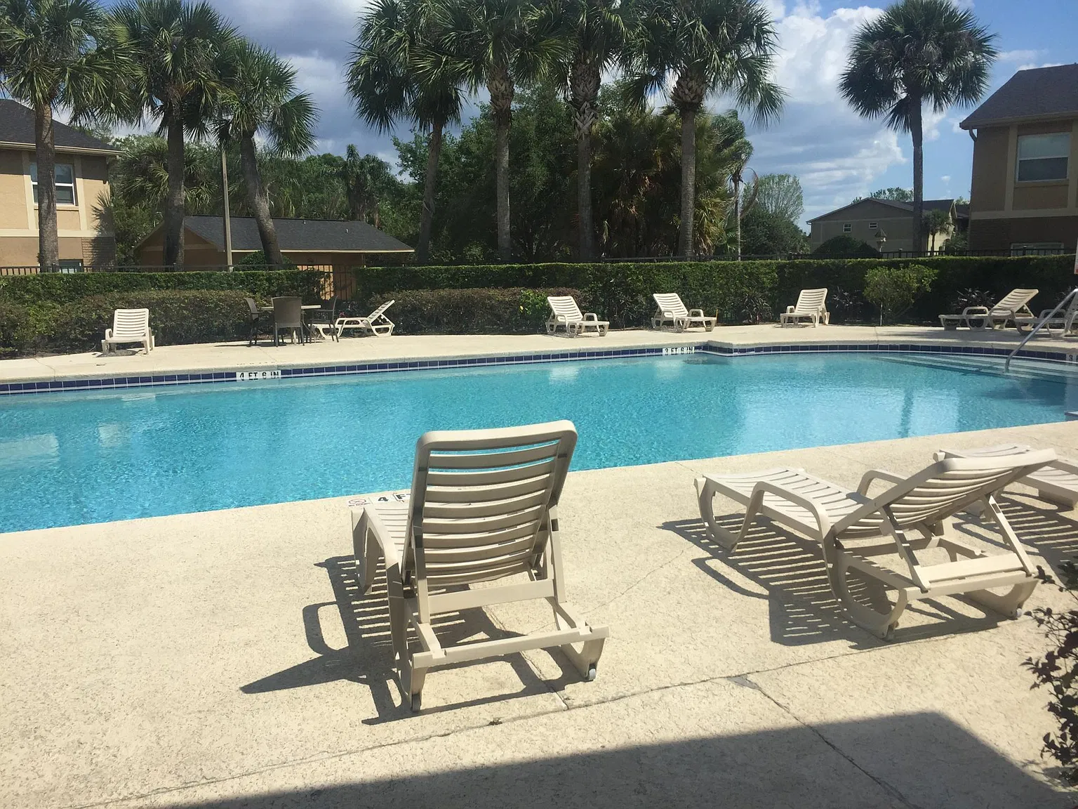 2 bed, 905 sqft, $1,400 — Photo 3