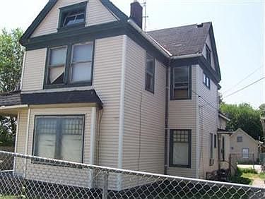 2nd image of 2020 W 53rd St