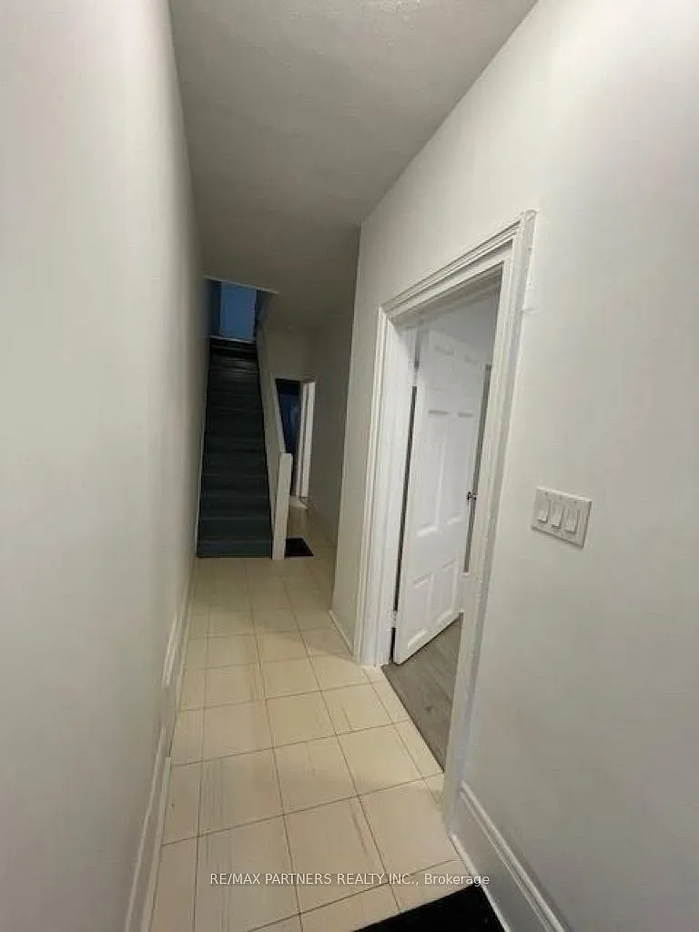 2 bed, $2,600 — Photo 3