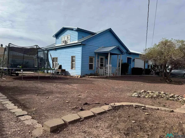 201 1st St, Williamsburg, NM 87942