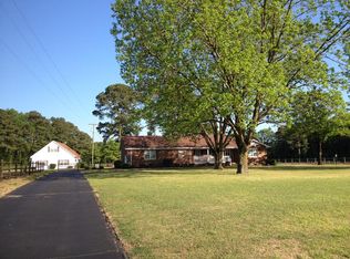 261 Nc Highway 403, Mount Olive, NC 28365