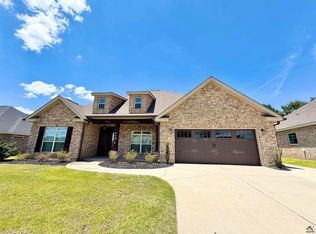 410 Hawks Nest Dr, Kathleen, GA 31047