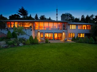 1224 SW Hessler Dr, Portland, OR 97239