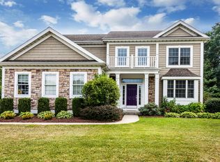 2812 Sanctuary Dr, Stevensville, MI 49127
